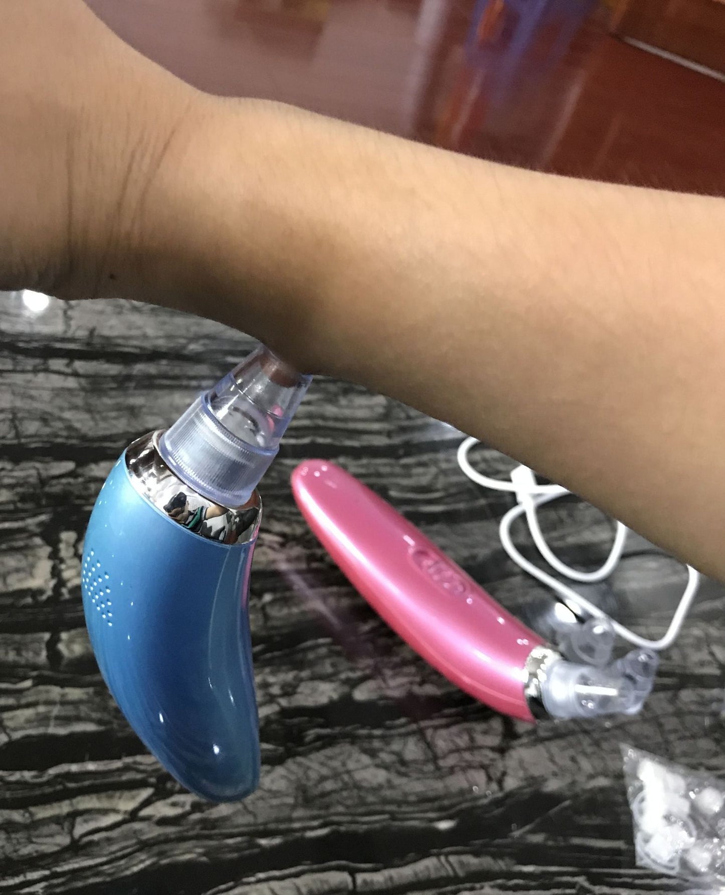 penetration blackhead instrument